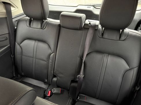 Used 2025 MAZDA CX-90 3.3 Turbo w/ Preferred Package image 32