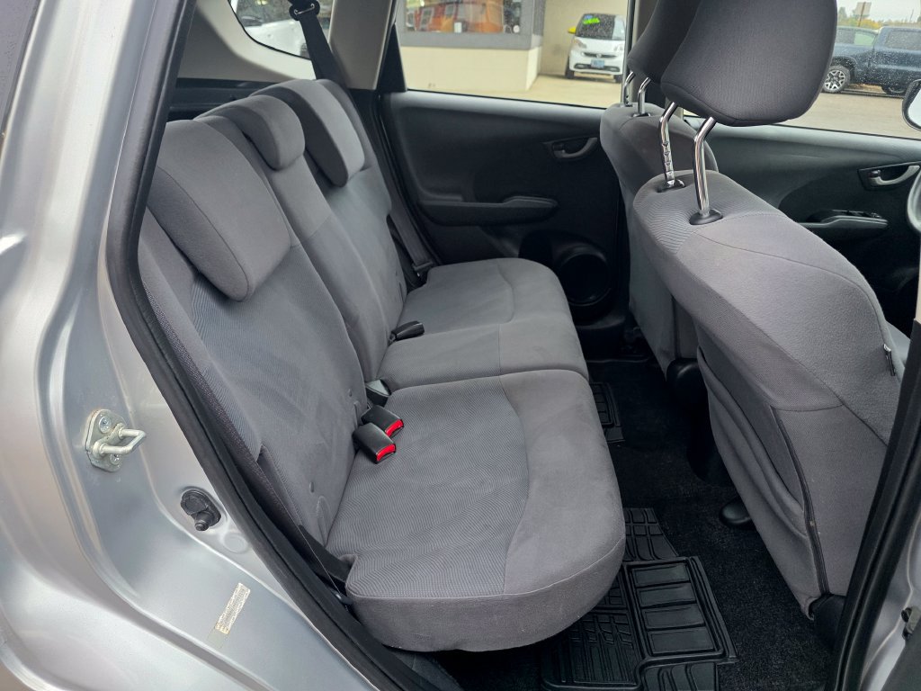 Used 2013 Honda Fit image 20