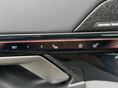 Used 2025 BMW 540i xDrive image 15