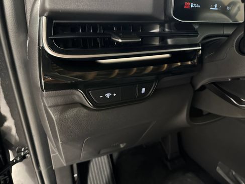 New 2026 Kia Carnival SX Prestige FWD image 14