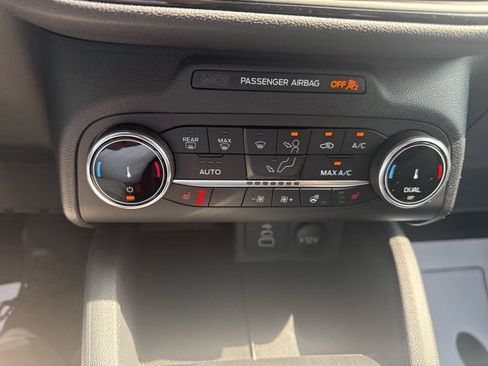 New 2025 Ford Escape ST-Line Select AWD/4WD image 23
