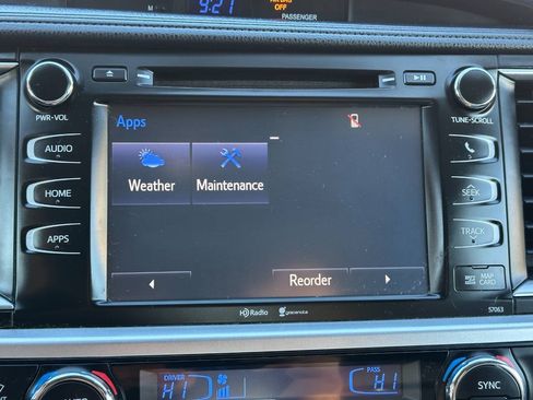 Used 2015 Toyota Highlander XLE AWD/4WD image 54