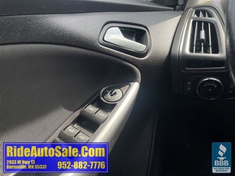 Used 2014 Ford Focus SE w/ Equipment Group 201A FWD image 32
