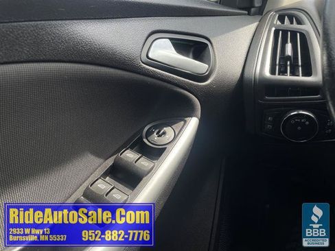 Used 2014 Ford Focus SE w/ Equipment Group 201A FWD image 32