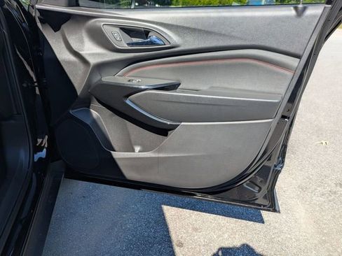 New 2026 Chevrolet Trax RS w/ Sunroof Package FWD image 33