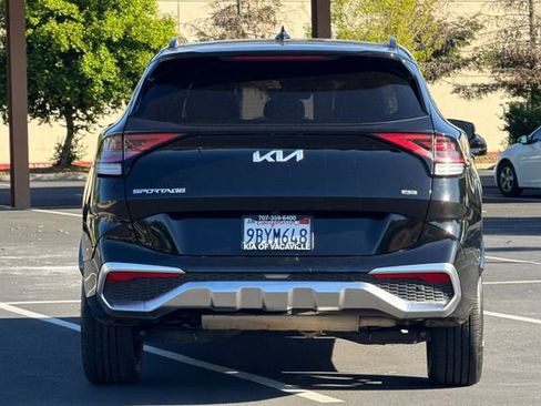 Certified 2023 Kia Sportage SX AWD/4WD image 7