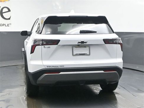 New 2026 Chevrolet Equinox LT w/ Safety and Technology Package image 13