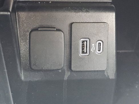 Used 2024 Ford Explorer 4WD Police Interceptor image 13