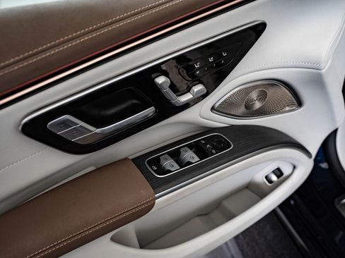 Certified 2023 Mercedes-Benz EQS 580 4MATIC Sedan image 29