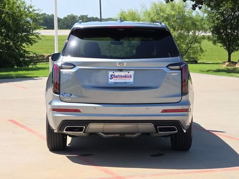 Used 2024 Cadillac XT6 Sport w/ Technology Package AWD/4WD image 7