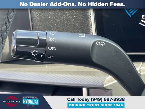 Used 2025 Hyundai Santa Fe XRT AWD/4WD image 23