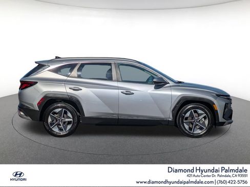 Used 2025 Hyundai Tucson SEL FWD image 8