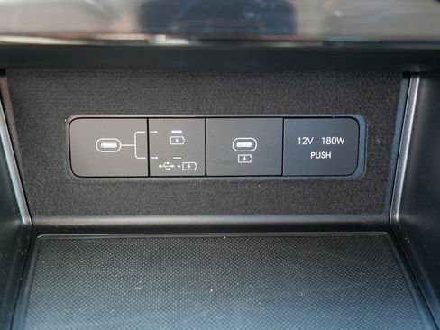 Certified 2025 Hyundai Sonata SE FWD image 30