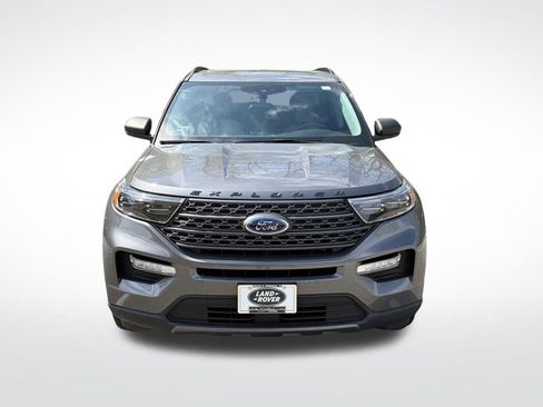 Used 2021 Ford Explorer XLT w/ Equipment Group 202A AWD/4WD image 2