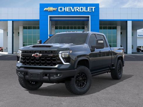New 2026 Chevrolet Silverado 2500 ZR2 w/ ZR2 Bison Edition AWD/4WD image 6