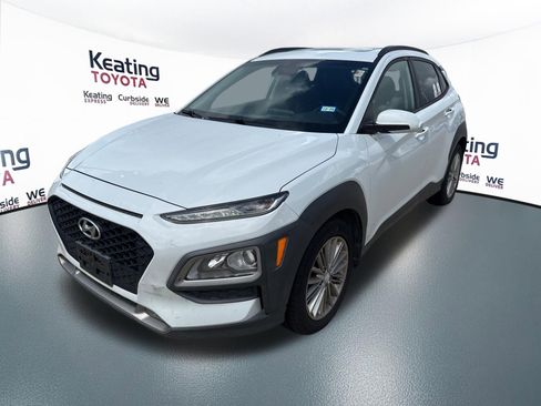 Used 2019 Hyundai Kona SEL w/ SEL Tech Package 02 FWD image 3