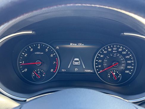 Used 2022 Kia Stinger GT2 w/ Red Interior Color Package image 28