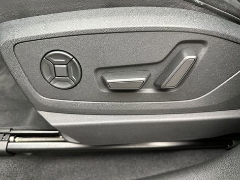 Certified 2024 Audi Q8 e-tron Premium Plus image 12