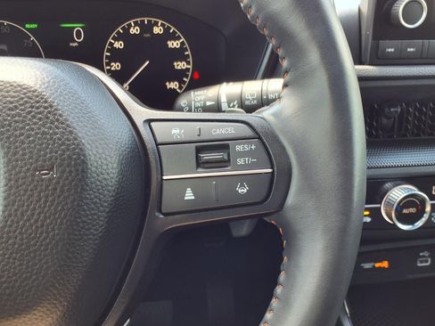 Used 2025 Honda CR-V Sport image 18