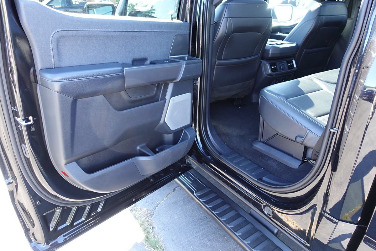 Used 2024 Ford F150 Lariat w/ Equipment Group 502A High AWD/4WD image 19