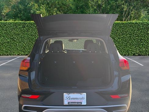 Used 2023 Buick Encore GX Preferred w/ Cold Weather Comfort Package image 4