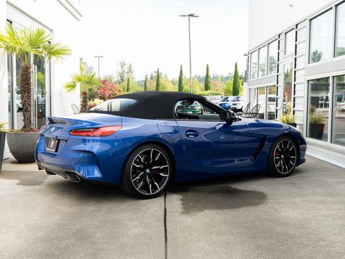 Used 2025 BMW Z4 M40i w/ Edition RWD image 8