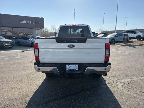 Used 2022 Ford F250 Lariat w/ Chrome Package image 6