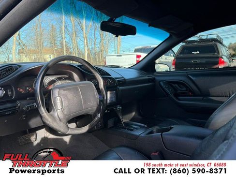 Used 1995 Chevrolet Camaro Z28 image 12