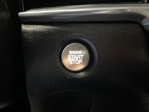 Used 2025 Kia Sorento SX image 23