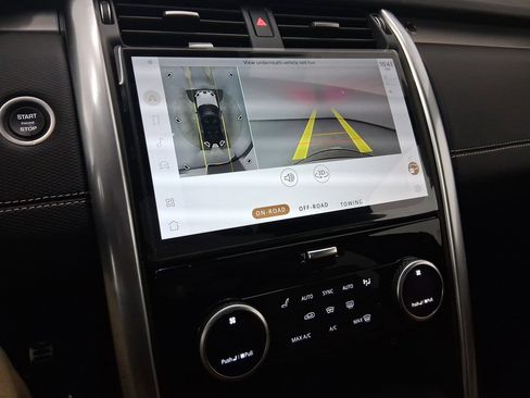 New 2026 Land Rover Discovery Limited Edition image 25