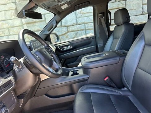Used 2021 Chevrolet Suburban Z71 AWD/4WD image 8