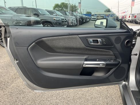 Used 2024 Ford Mustang Coupe RWD image 11