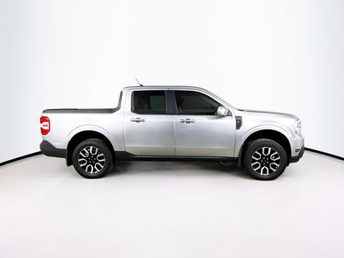 Used 2022 Ford Maverick Lariat w/ Lariat Luxury Package image 2