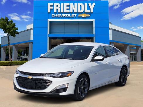 Used 2023 Chevrolet Malibu LT image 3