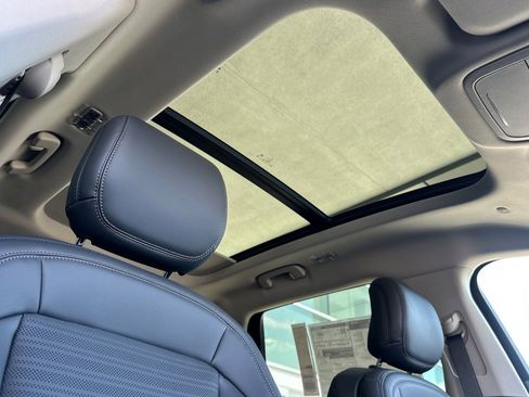 New 2026 Lincoln Nautilus Reserve w/ Jet Appearance Package AWD/4WD image 16