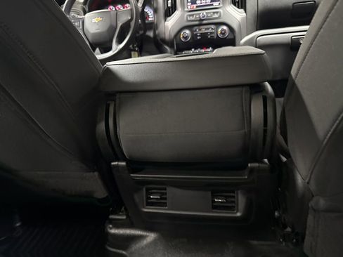 Used 2021 Chevrolet Silverado 3500 W/T image 15