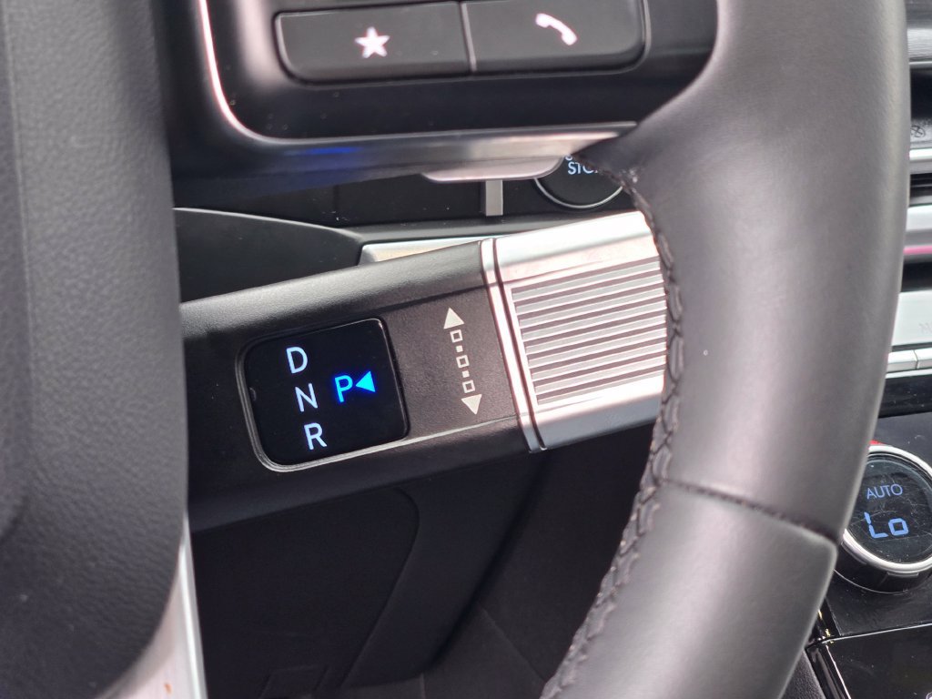 Certified 2024 Hyundai Santa Fe Limited AWD/4WD image 39