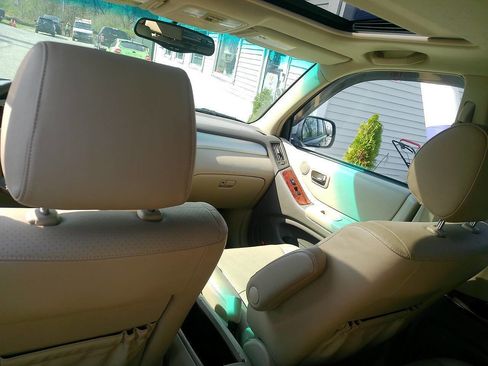 Used 2006 Toyota Highlander Limited AWD/4WD image 16