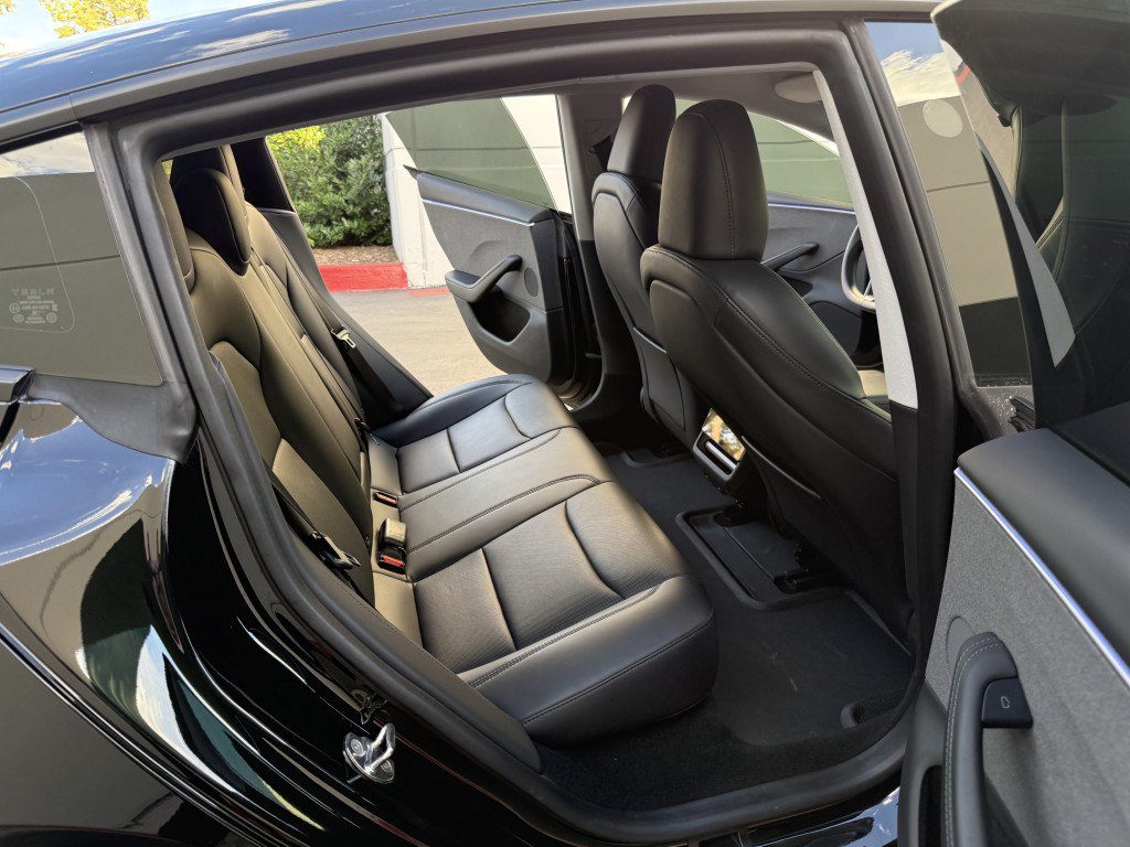 Used 2024 Tesla Model 3 Standard Range RWD image 14