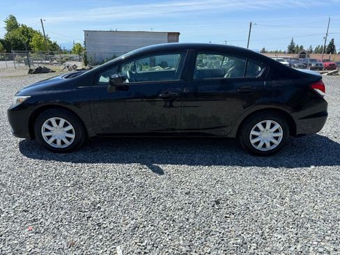 Used 2014 Honda Civic LX image 2
