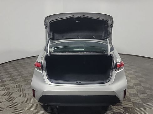 Used 2023 Toyota Corolla LE image 8