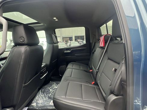 New 2026 GMC Sierra 1500 Denali w/ Denali Reserve Package AWD/4WD image 25