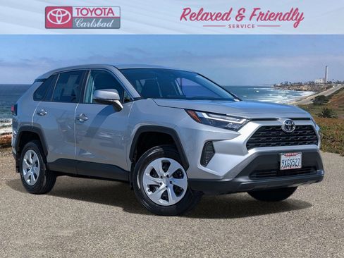 Used 2025 Toyota RAV4 LE image 1