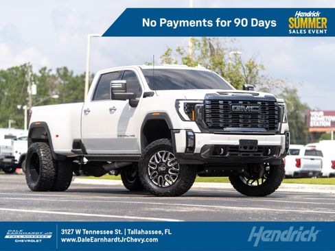 Used 2024 GMC Sierra 3500 Denali Ultimate AWD/4WD image 1