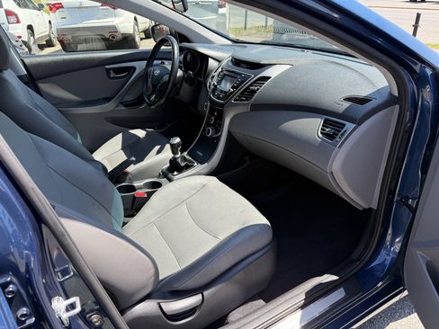 Used 2014 Hyundai Elantra Sport FWD image 13