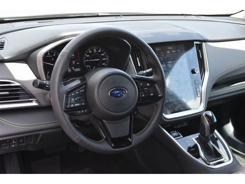 Certified 2025 Subaru Outback Onyx Edition AWD/4WD image 13