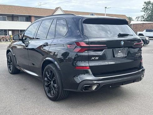 Used 2024 BMW X5 xDrive40i w/ M Sport Package AWD/4WD image 8