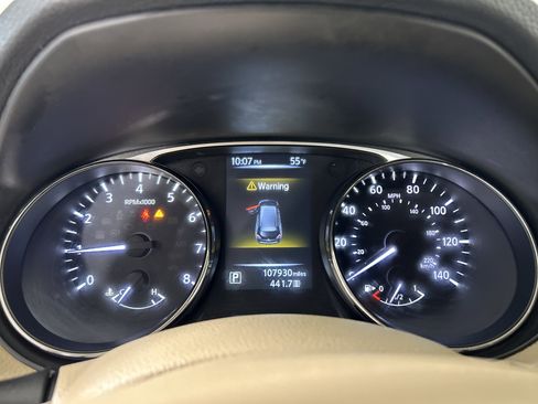 Used 2015 Nissan Rogue S AWD/4WD image 15