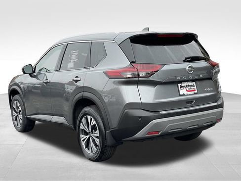 Certified 2023 Nissan Rogue SV w/ SV Premium B Package AWD/4WD image 4