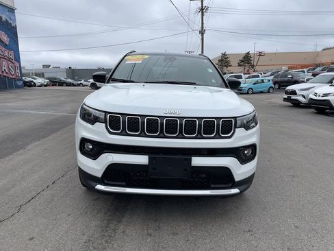 Used 2024 Jeep Compass Limited image 5